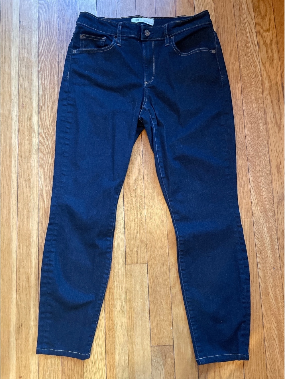 GAP Curvy True Skinny Dark Wash Jeans Size 31